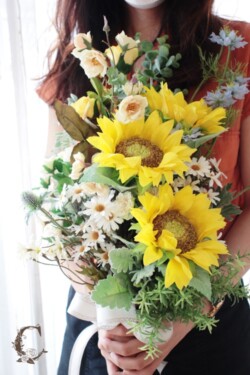 アーティフィシャルフラワーでウェディングブーケ アーティフィシャルフラワー